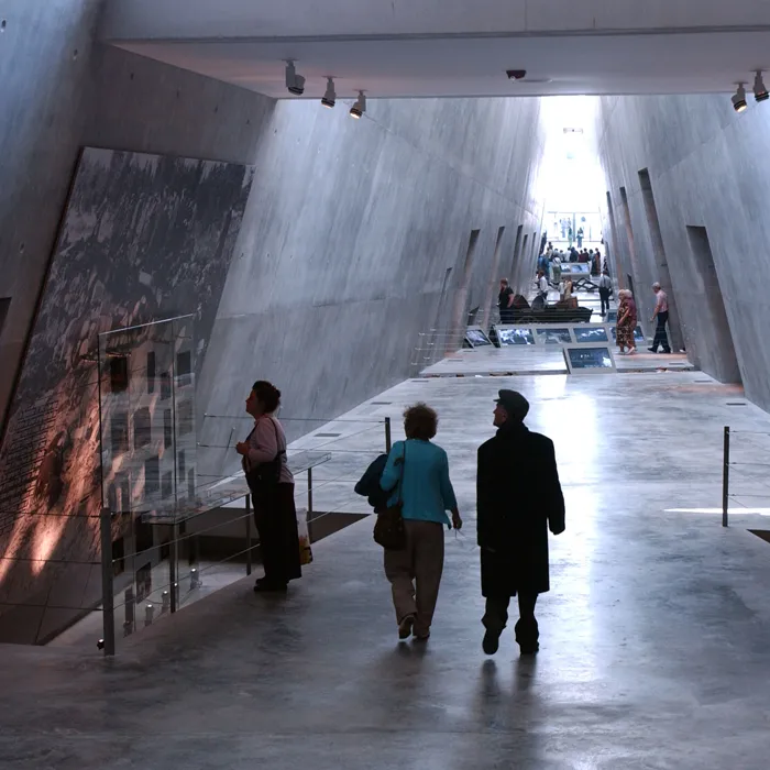 Tour to Yad Vashem Holocaust Museum